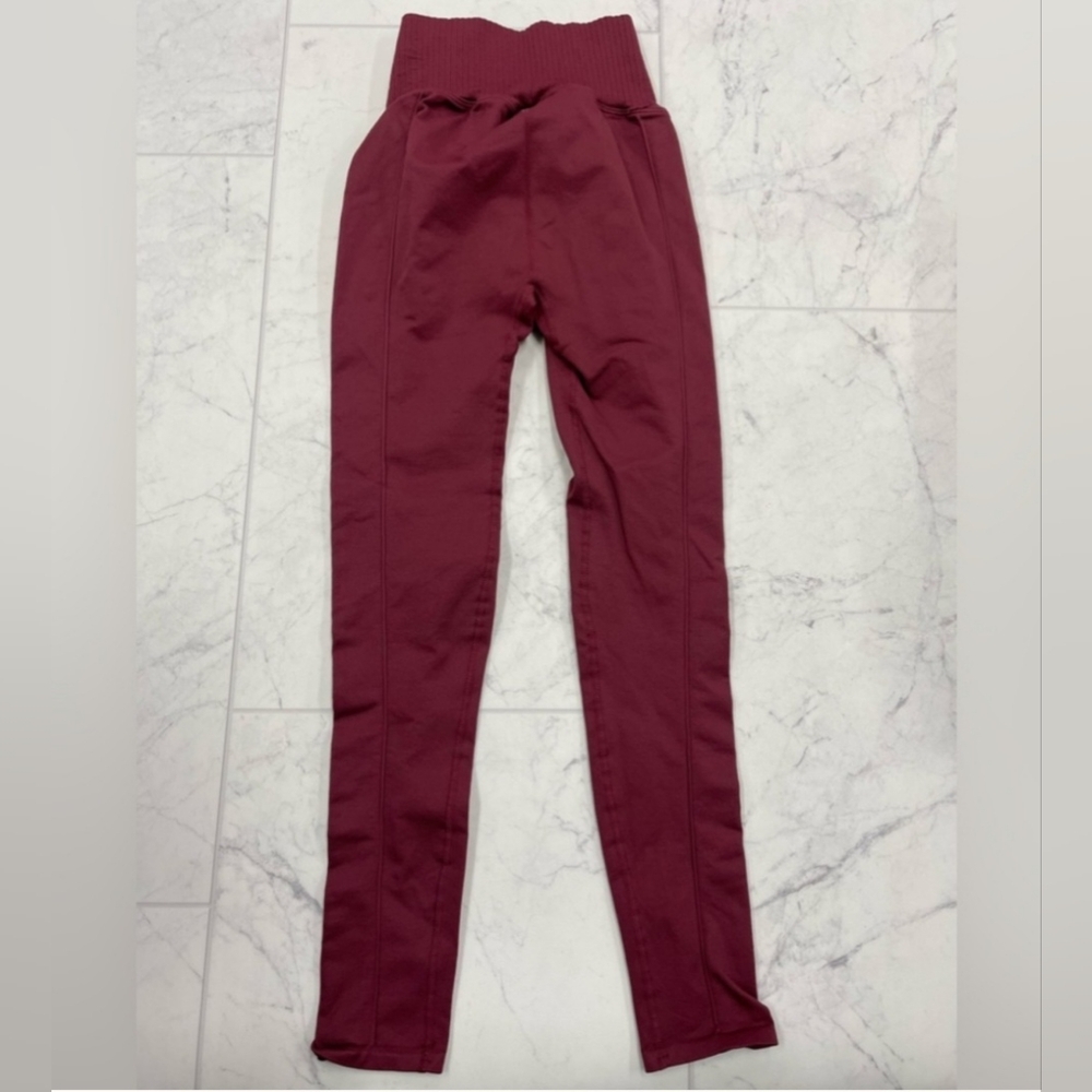 NWOT Free People Movement Seam Legging size XS/S